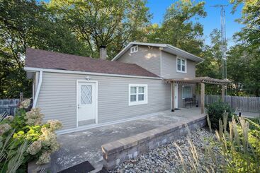 Casa Rural Stevensville Home Near Beach, State Parks & More!