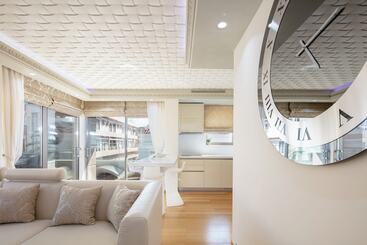 Hôtel Demani President Suites