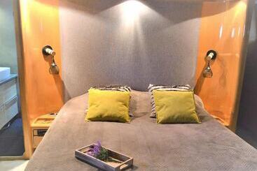 Exclusive Yacht With A Roof Terrace