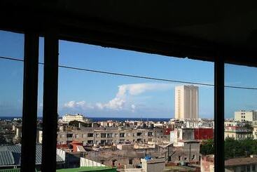 پانسیون Havana Breakfast Nohelia Y Osmany