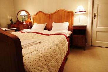 ホテル Kymin Huvila