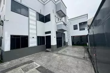 پانسیون Skycool Inn
