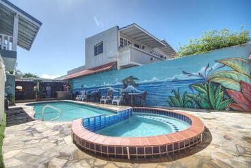 مبيت وإفطار Palm Beach Retreat