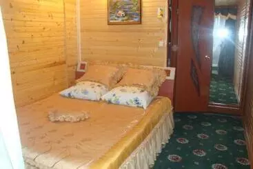 هتل Complex Svitanok