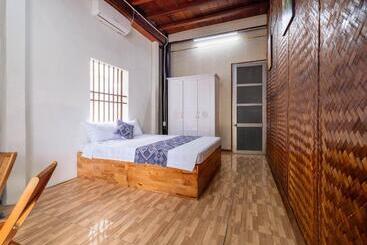 호스텔 Woodyhouse Ninh Binh  Free Bbq Garden