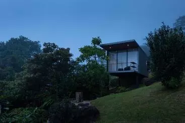 Hotelli Ferndale Retreat Luxury Eco Resort Kandy