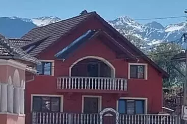 ペンション Serena House