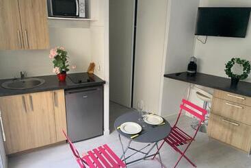 هتل آپارتمان Studio Entre La Gare Et Le Vieux Port