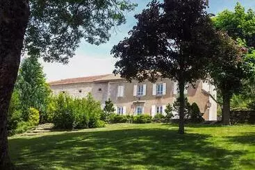 Aamiaismajoitus (B&B) Domaine Sainte Germaine Chambre D Hôte Stevenson