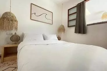 ベッドアンドブレックファースト Ecobay Hostel