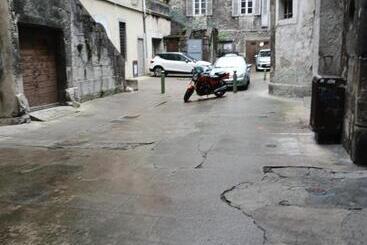 Bed and Breakfast Boigne Insolite