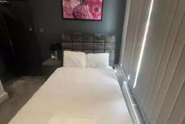 Pensión Town Centre En Suite Room 1