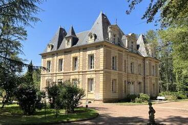 Bed and Breakfast Château De Marigny