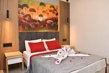 Gürol Otel