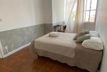 פנסיון Quarto Em Casa Ampla