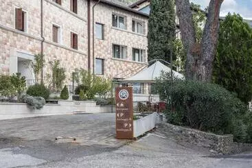 Hotel Domus Laetitiae Assisi