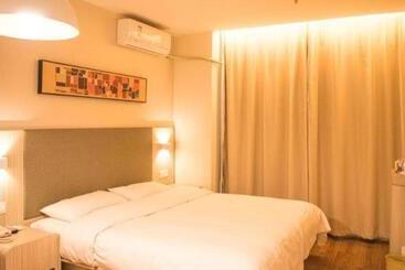 Hanting Hotel Baoding Yi County Culture Square