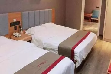 Thank Inn Hotel Jiangsu Huaian Lianshui Baiyue Square