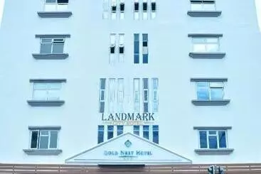 هتل کپسول The Landmark