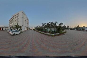 Tathastu Hotels & Banquet Hall