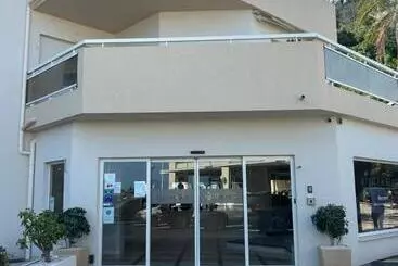 Hotelli Riviera Beach