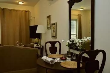 Aamiaismajoitus (B&B) Habaronit