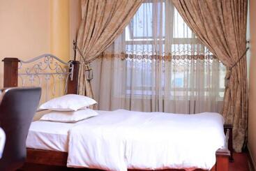 Steric Hotel Kampala