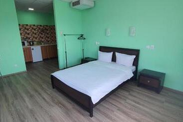 Hotelli Luxor Inn & Suites