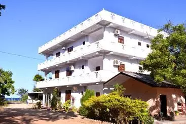Hotel Pigeon Island Beach