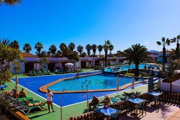 Bungalows Castillo Club Lake