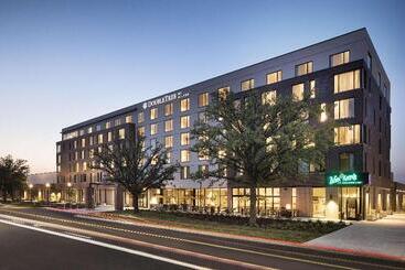 酒店 Doubletree By Hilton Greeley At Lincoln Park