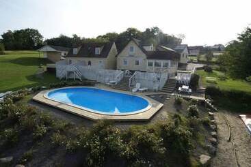 هتل Feriecenter Bornholm Aps