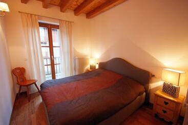 Отель Villaggio Delle Alpi