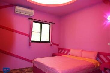 Lian Chinq Diving B&b