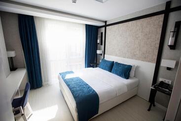 تختخواب و صبحانه Gardenya Suite