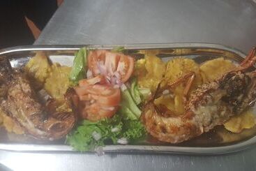 مبيت وإفطار Luz De Luna Hotel & Spanish Restaurant