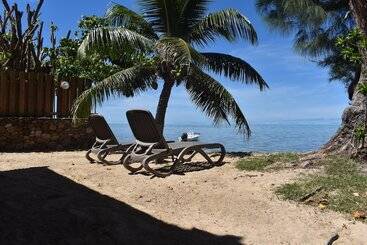 膳宿费 Fare Aute Beach