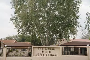 ベッドアンドブレックファースト The Lapha Guesthouse & Conference Centre