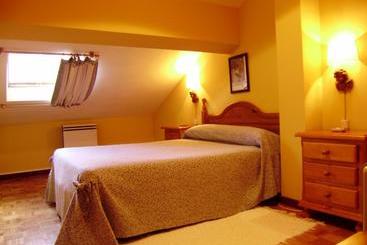 Escuder Apartamentos Turísticos