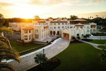 Fenway Hotel, Autograph Collection