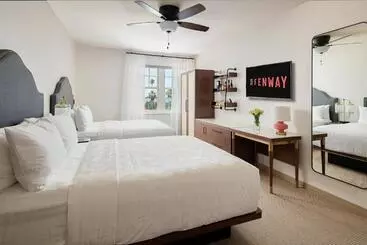 Fenway Hotel, Autograph Collection
