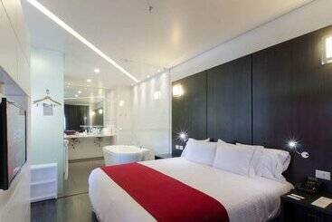 فندق Ramada Encore By Wyndham Puebla