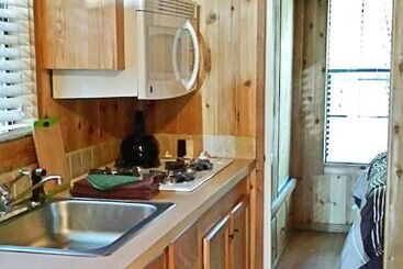 فندق Snowflower Rv Resort