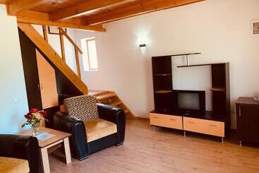 فندق Lacul Racilor