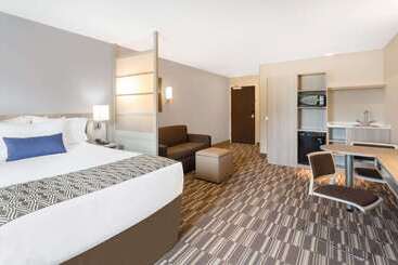 Microtel Inn & Suites By Wyndham Springville