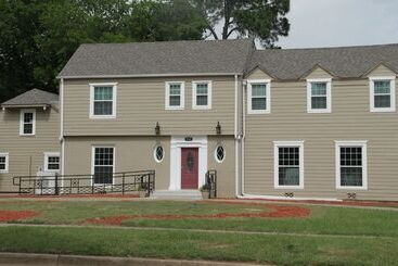 The Oaks Bed And Breakfast