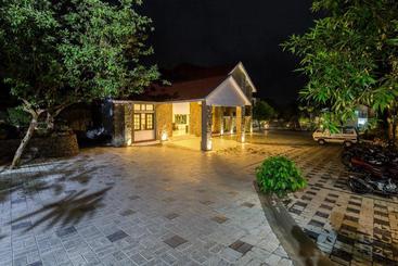 Adrak Summer Sand Hill Resort Vagamon