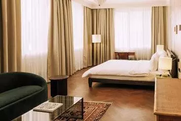 هتل Château Royal Berlin