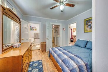 بيت ريفى Family Friendly Home Near Parks & Lakes!