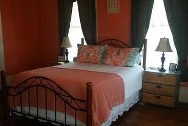 مبيت وإفطار The Graceful Inn